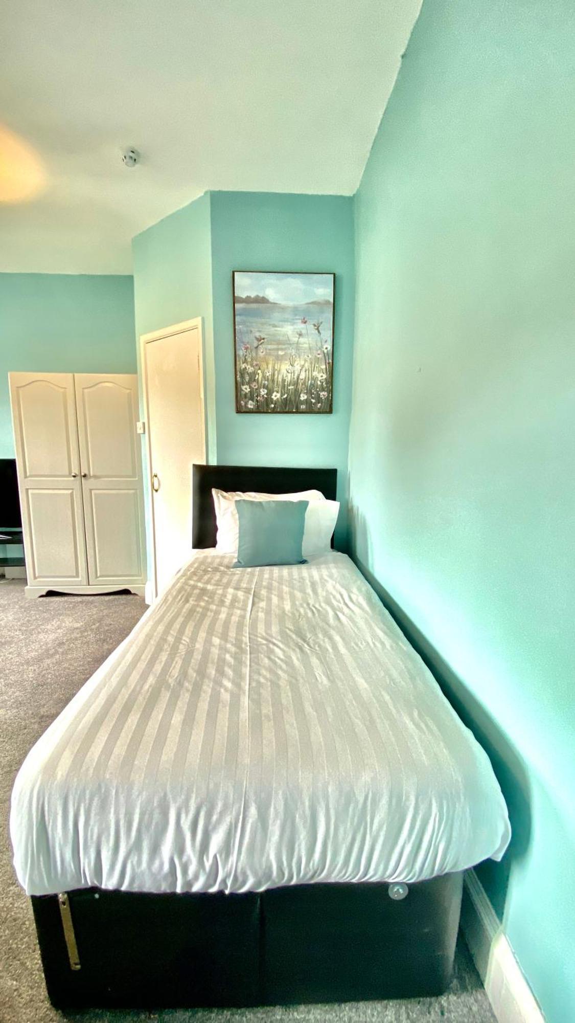 Tusker Lodge (Adults Only) Torquay Esterno foto