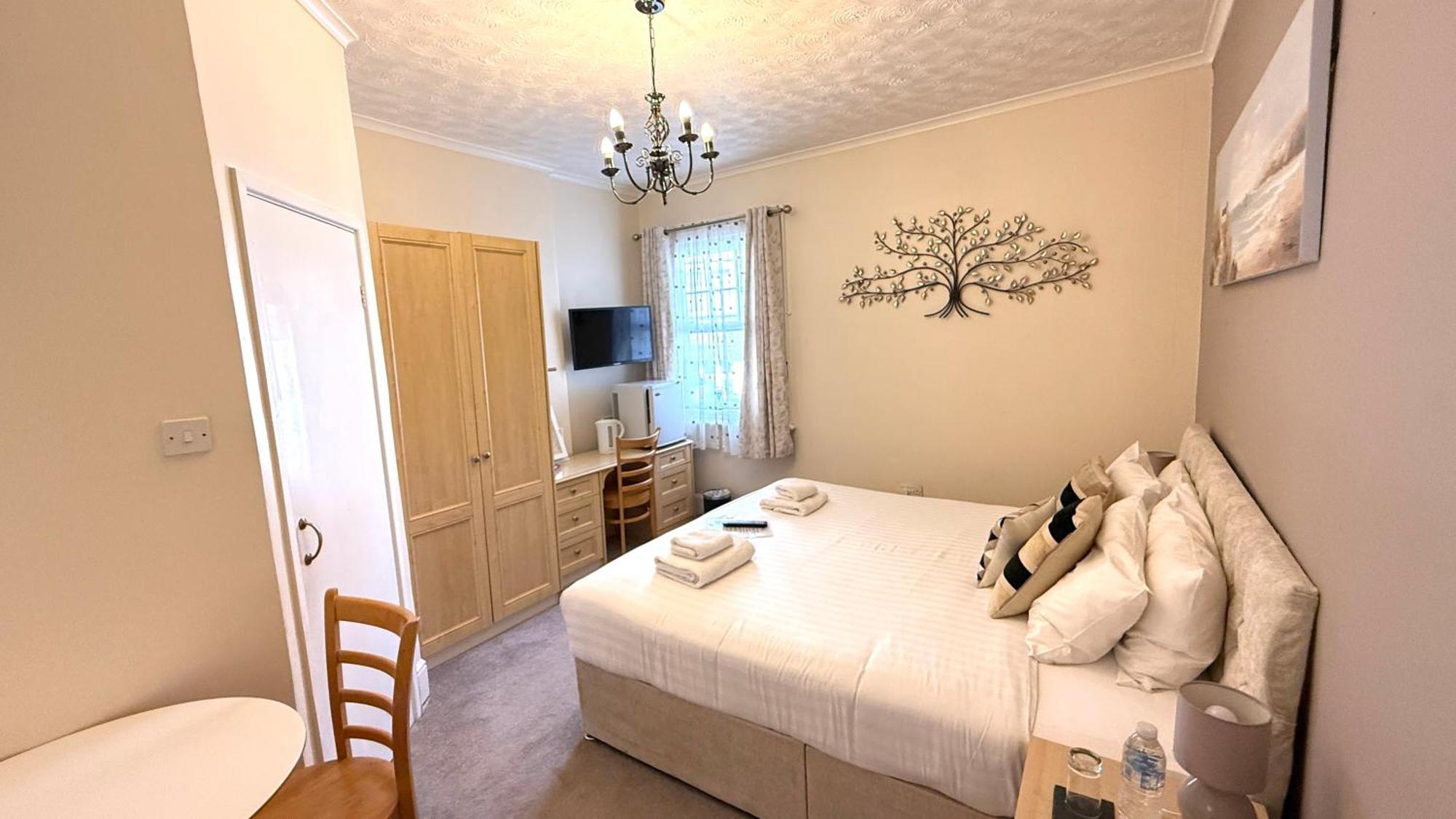 Tusker Lodge (Adults Only) Torquay Esterno foto