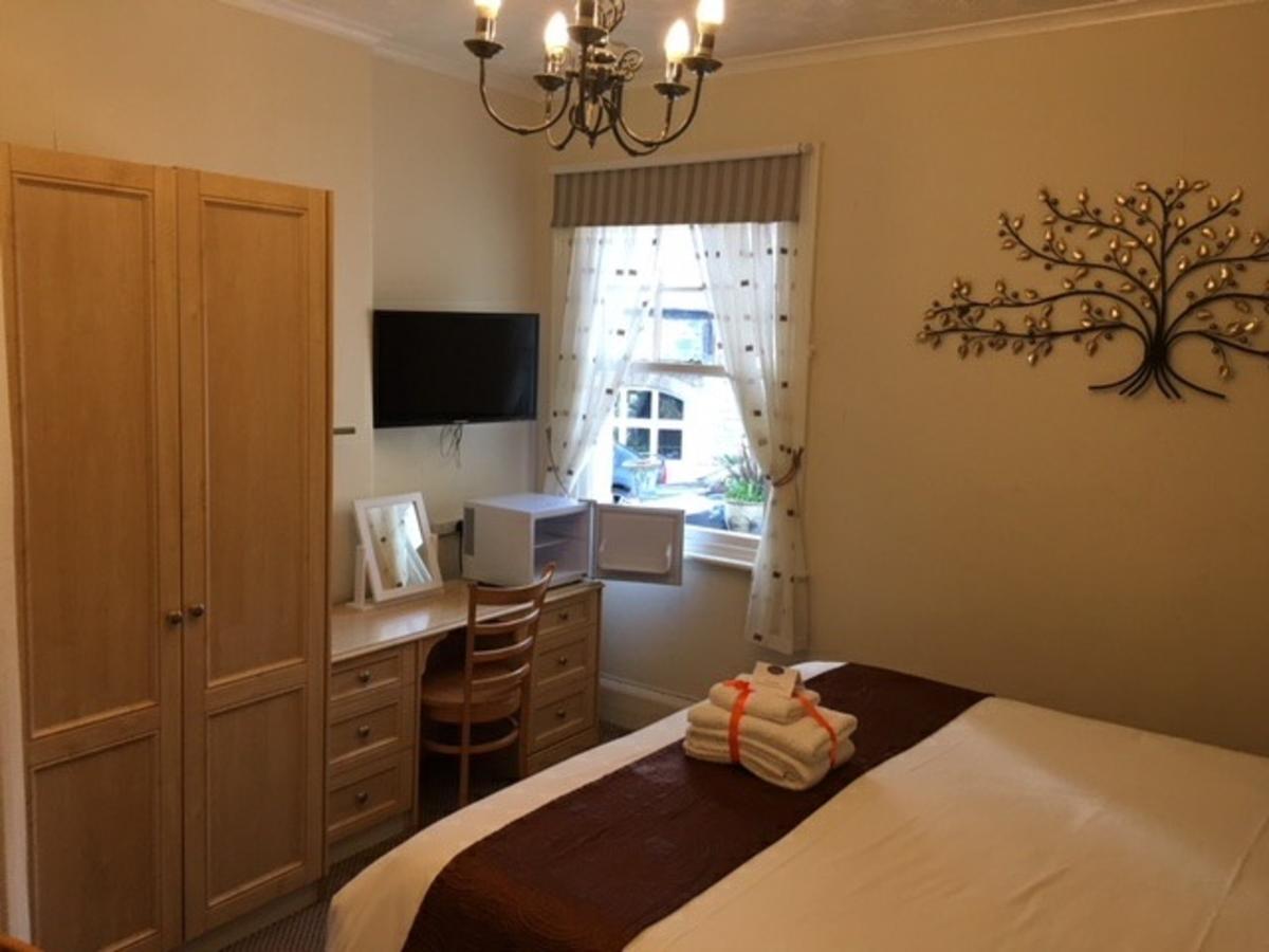 Tusker Lodge (Adults Only) Torquay Esterno foto